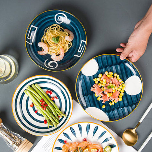 Concentric DInner Collection